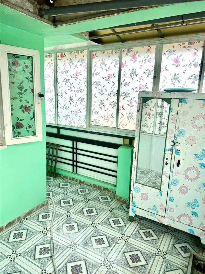 3,87 tỷ trệt 2 lầu 2pn sổ hồng kdc hiện hữu vị trí sau lưng mặt tiền