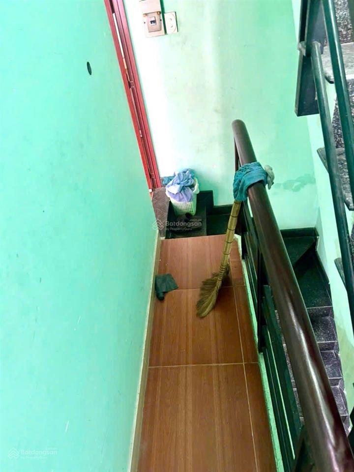 3,87 tỷ trệt 2 lầu 2pn sổ hồng kdc hiện hữu vị trí sau lưng mặt tiền