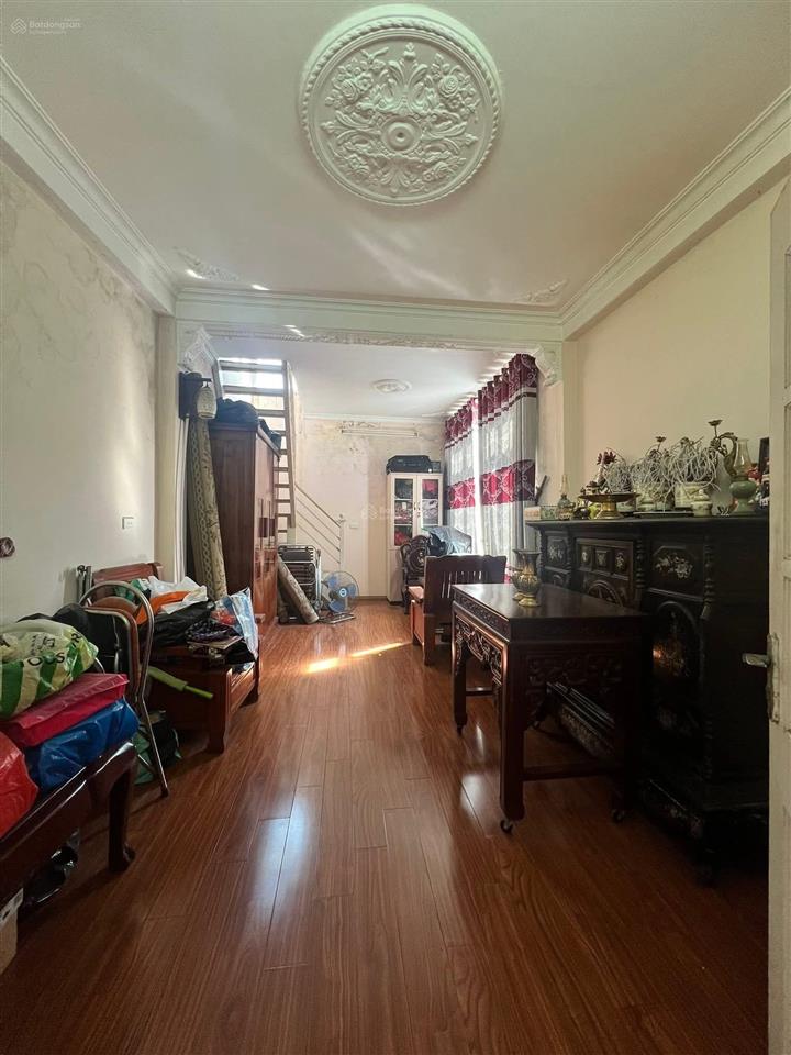 Bán nhà lương yên 40m2, 5 tầng ngõ thông ô tô qua 6,5 tỷ