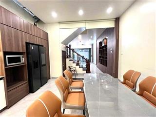 Chính chủ bán 20m ra mặt phố quan hoa, cầu giấy. diện tích 72m2  4 tầng  mặt tiền 4.8m. giá 13 tỷ