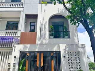Nhà mới full nội thất  kdc nam long