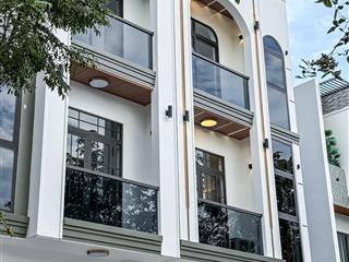 Nhà mới full nội thất khu dân cư văn hoá tây đô