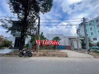 Nền 112,5m2  lộ 30m  kdc diệu hiền