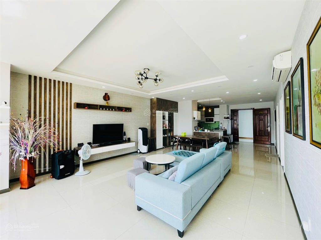 Cần cho thuê căn góc oasky sơn thịnh 2 160m2 3pn 3wc tầng cao, nội thất vip