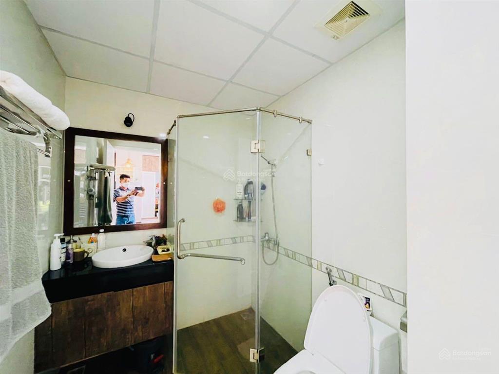 Cần cho thuê căn góc oasky sơn thịnh 2 160m2 3pn 3wc tầng cao, nội thất vip