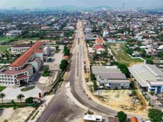 Mặt tiền phạm văn đồng khổ rộng ngang hơn 30m hiếm có, 3 mặt tiền thông thoáng, vị trí đẳng cấp
