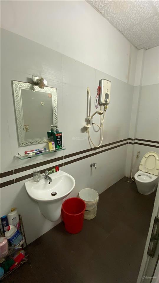 Cần bán căn nhà chính chủ ở mặt tiền trần bình trọng dt 83m2