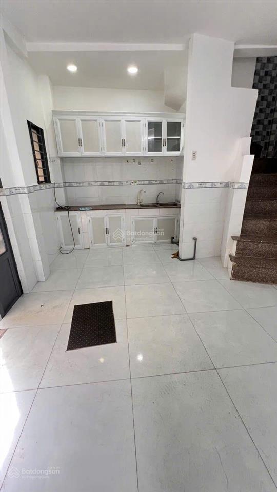 Cần bán căn nhà nhỏ đường nguyễn văn nghi p7 gò vấp vị trí gần mặt tiền