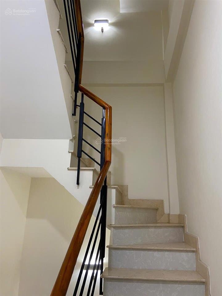 Bán nhà hẻm xe hơi 1 xẹt gần mặt tiền nguyễn đình chiểu p4 q3 đoạn trung tâm gần q1