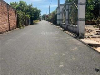 Bán đất nông nghiệp 1 công  ngang 40m, dài 25m  thôn cây thông ngoài, cửa dương, phú quốc