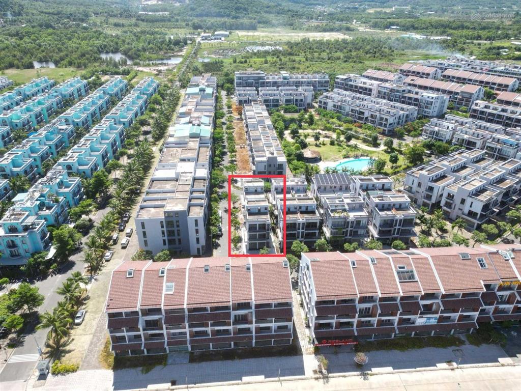 Cần ra nhanh biệt thự đất ở lâu dài bãi trường phú quốc giá thấp nhất thị trường.  0939 439 ***