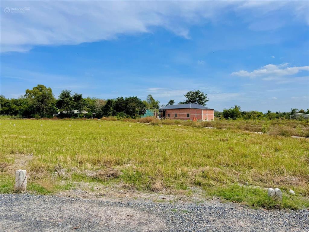 Bán đất 150 m2 thổ cư, chỉ cần tt 160 triệu , tháng góp 3,1 triệu, sổ hồng công chứng ngay.