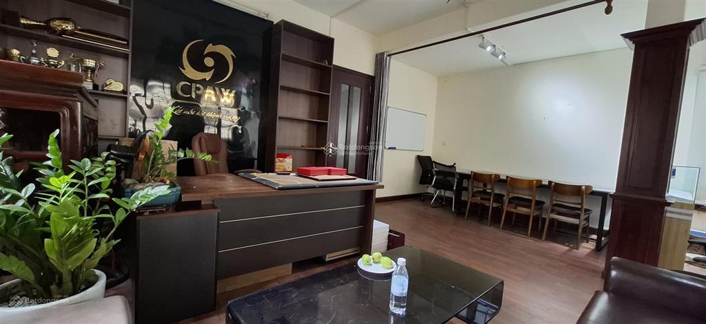 Tôi cho thuê sàn vp t2 nhà số 3 kv phố thái hà dt 35m2 full bàn ghế giá 4 tr. 0934 406 ***