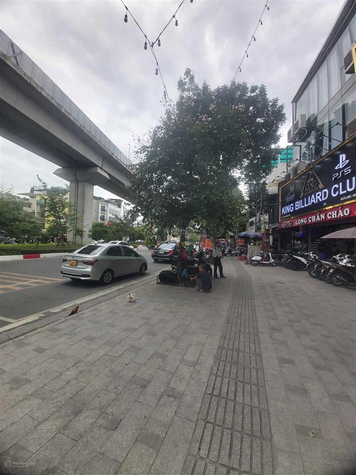 Tôi cần cho thuê mp số 9 hoàng cầu dt 70m2x3t mt 6m kd cafe spa shop vp giá 20 tr, 0934 406 ***