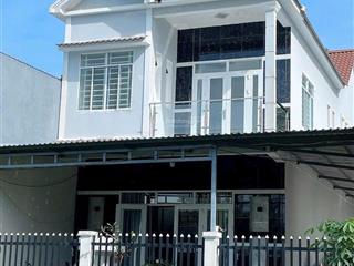 Chính chủ cần bán gấp căn nhà 2 tầng khu gành gió  dương đông  phú quốc