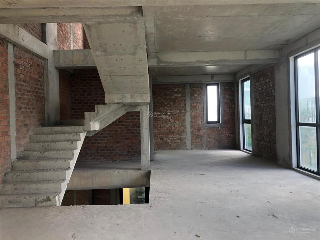 Bán căn nhà phố 3,5 tầng khu đô thị meyhomes phú quốc