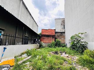 Đất linh xuân 2.7 tỷ vuông vức, shr, xây dựng okey. a/c xem đất alo e. quốc 0786 783 ***