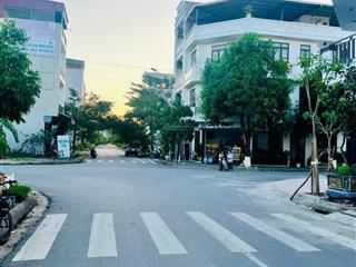 Bán lô yên mẫn nhìn vườn hoa trục chính dt 73m2 mt 4.5m hướng đn, giá 7 tỷ