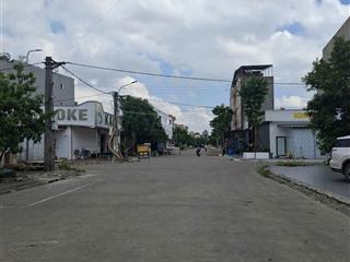 Bán nhà cấp 4 phượng mao quế võ dt 98m2, mt 5m thông 2 đầu giá bán 5.7 tỷ