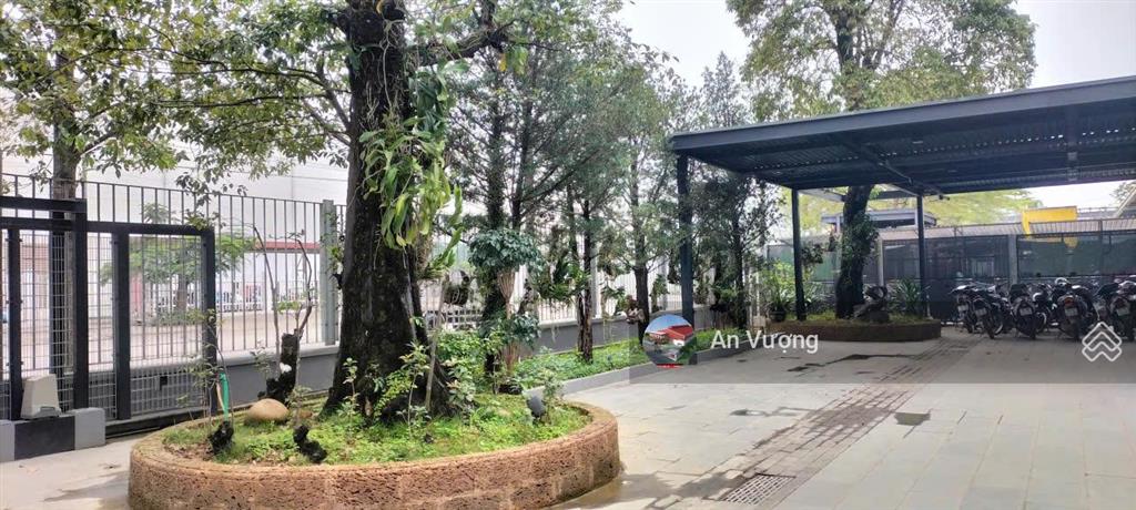 Bán nhà máy sản xuất tại kcn thạch thất quốc oai. dt 10.500m2/ xưởng 5500m2