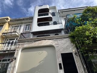 Nhà liền kề đức giang, long biên 100m2 mt rộng, xây 4 tầng thang máy, ô tô tránh, 18.6 tỷ