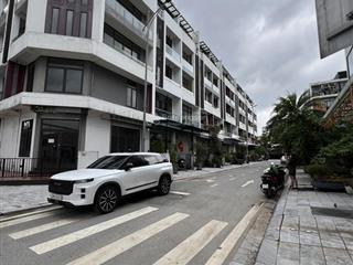 Bản nhà liền kề dự án bình minh garden đức giang, 150m2 x 5 tầng, lô góc, mt siêu khủng 15m