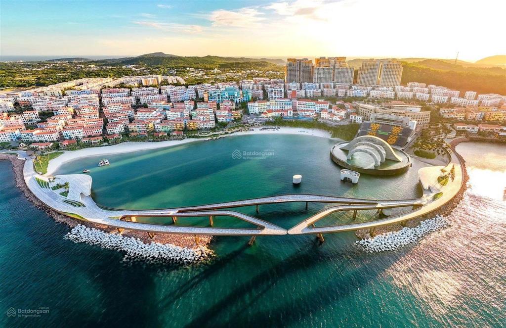 Nhận booking đặt chỗ ưu tiên căn hộ nghỉ dưỡng view trực diện cầu hôn, pháo hoa tại sun phú quốc