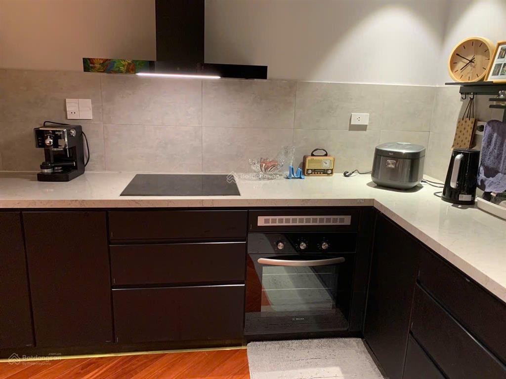 Bán nhà 5.5 tầng khu rẻ quạt vựng đâng. dt 103.5m2 siêu đẹp