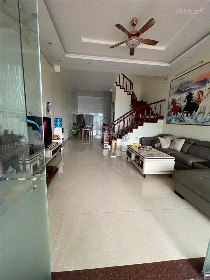 Bán nhà 3 tầng kđt vựng đâng. dt 82.5m2, mt 5.5m. h tây bắc