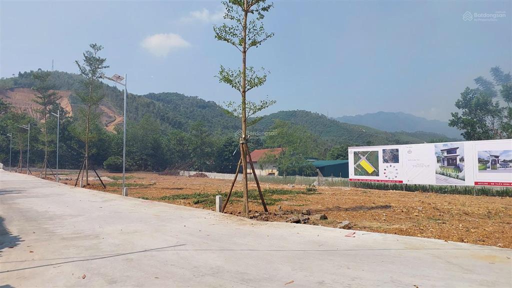 (gần hồ) em còn duy nhất 1 lô đầu hồi đất thanh thuỷ 135m2 gần vườn vua resort chỉ 4xx triệu