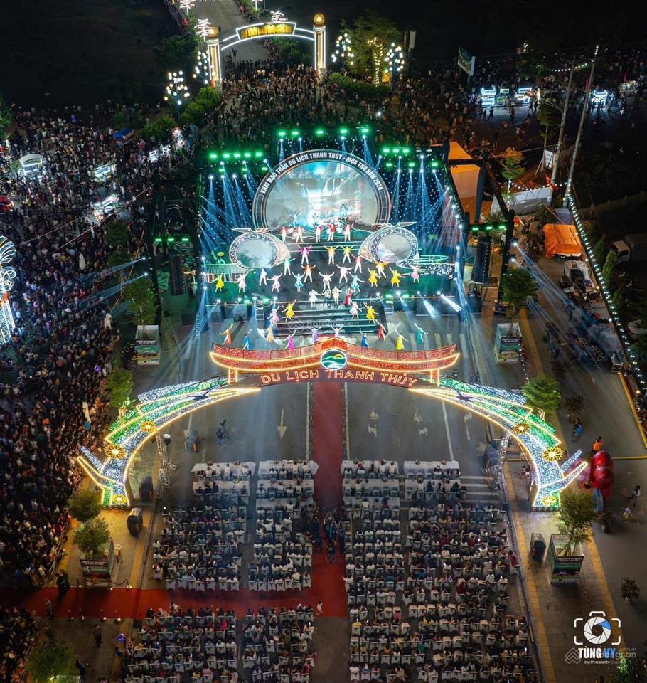 (gần hồ) em còn duy nhất 1 lô đầu hồi đất thanh thuỷ 135m2 gần vườn vua resort chỉ 4xx triệu