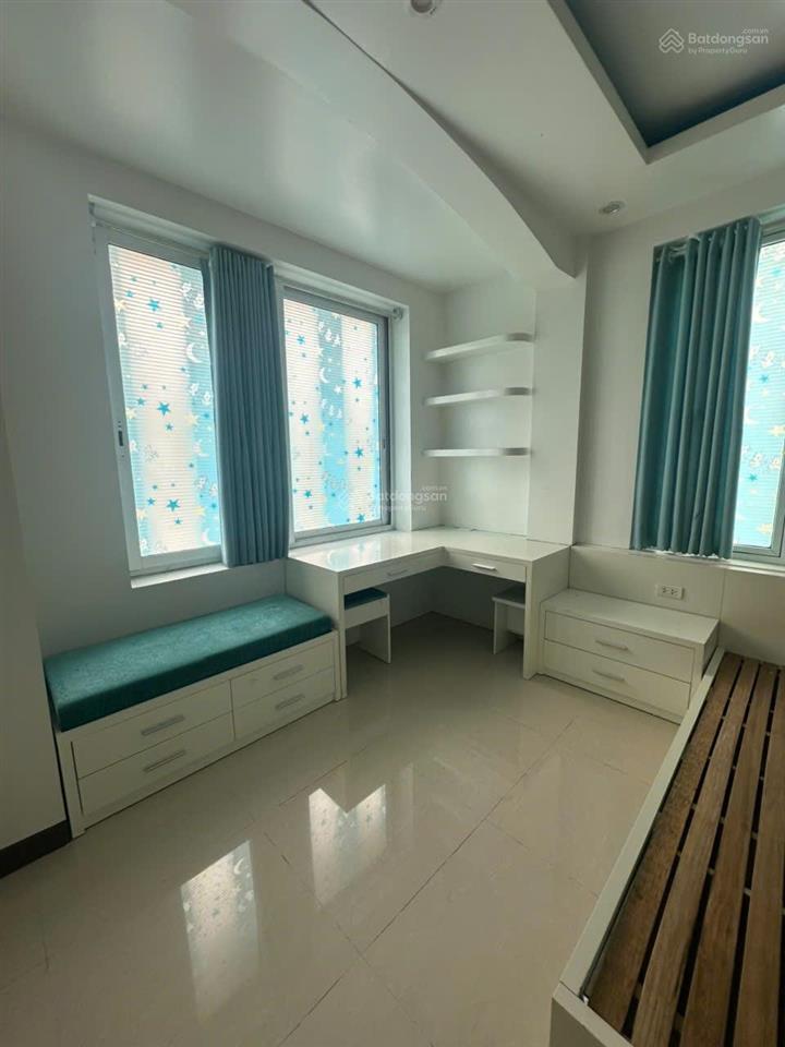 Cho thuê nhà lk san hô 5pn, 6vs, giá 18tr tại kdt bim hùng thắng, hoàng quốc việt, hạ long qn