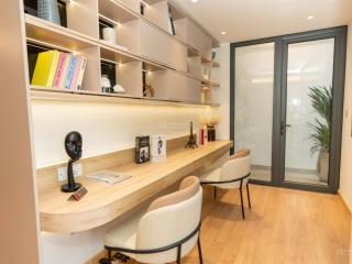 Bán căn chung cư chính chủ misaki tại đồi ngân hàng , cột 3 hạlong