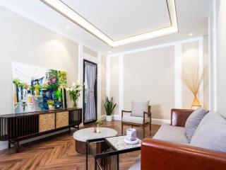 Độc quyền duy nhất căn hộ 2pn, 86m2, 18tr, full tại golden park.  0899 511 ***