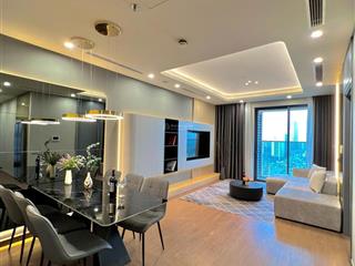 Cho thuê căn góc, 3pn, 130m2, full đồ tại golden park  25tr.  0899,.511.,866