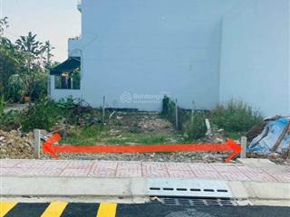 150m2 đất thổ cư đối diện siêu thị co.opmart củ chi chủ ngộp giá 600trshr.  0973 368 ***