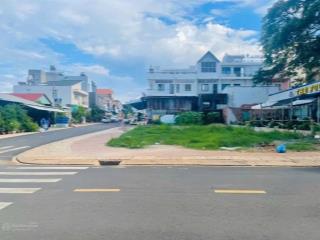 Bán gấp 175m2 đất thổ cư 2mặt tiền đường suối lội giá ngộp chỉ 900tr. đất sổ hồng riêng.