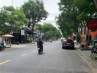 Nhà kiệt đỗ bá , cách mặt phố 1 nhà