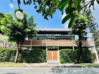 Bán biệt thự cao cấp mỹ tú 1, phú mỹ hưng. dt 353m2. giá bán 120 tỷ  0912 264 ***