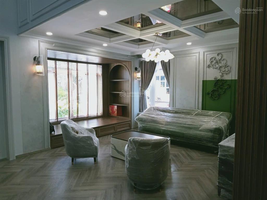 Bán biệt thự cao cấp phú gia, phú mỹ hưng, dt 317m2. giá tốt 85 tỷ.  0912 264 ***