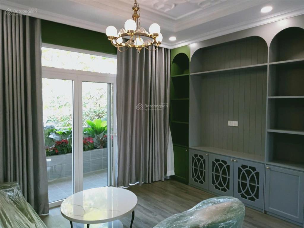 Bán biệt thự cao cấp phú gia, phú mỹ hưng, dt 317m2. giá tốt 85 tỷ.  0912 264 ***