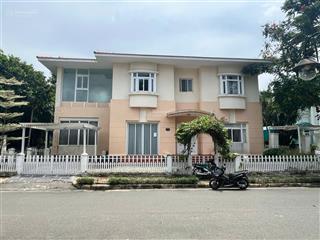 Hotbán biệt thự phú gia, phú mỹ hưng. dt535.5m. giá tốt 175 tỷ.  0912 264 ***