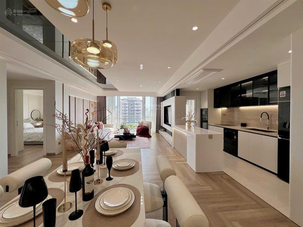 Cần bán căn hộ cao cấp riverpark residences, phú mỹ hưng. dt 129m2. giá 18,8 tỷ.  0912 264 ***