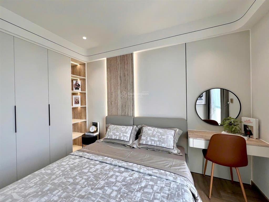 Cần bán căn hộ cao cấp riverpark residences, phú mỹ hưng. dt 129m2. giá 18,8 tỷ.  0912 264 ***