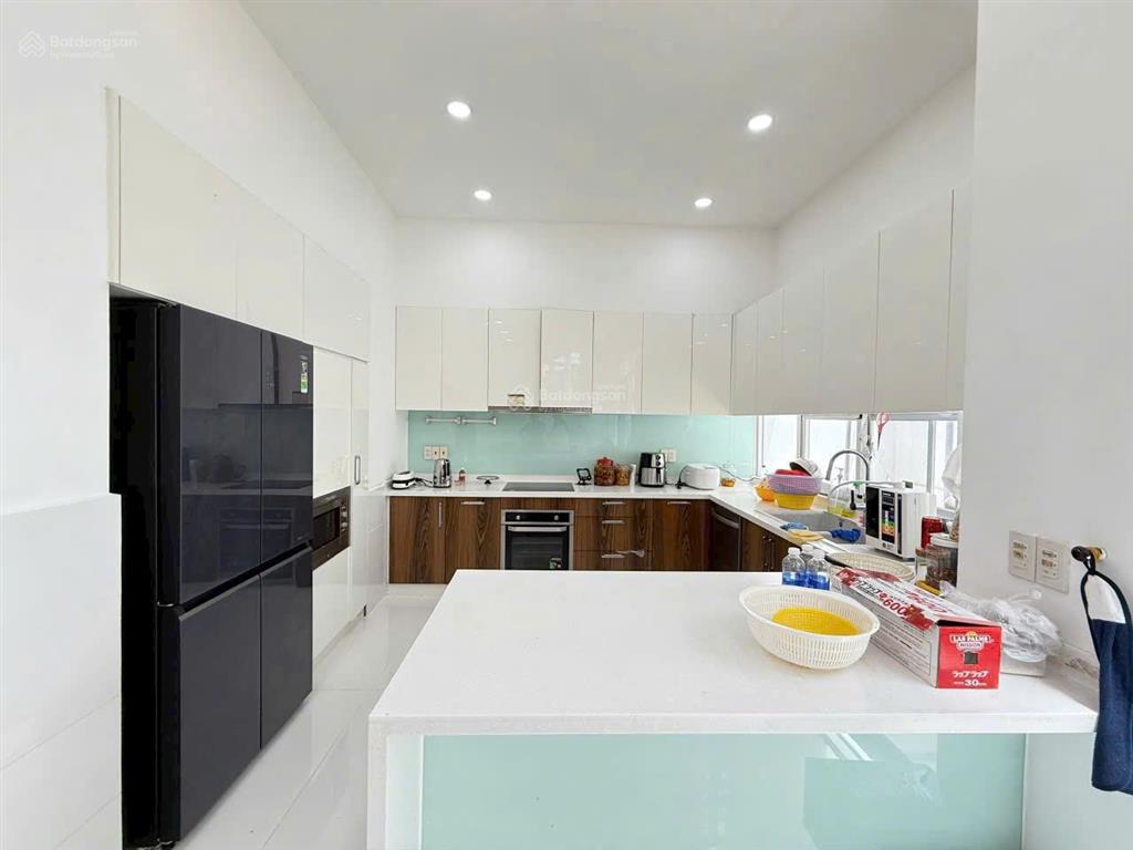 Cần bán villa hưng thái, phú mỹ hưng, 7x18m, giá 35 tỷ  0938 602 *** nhân