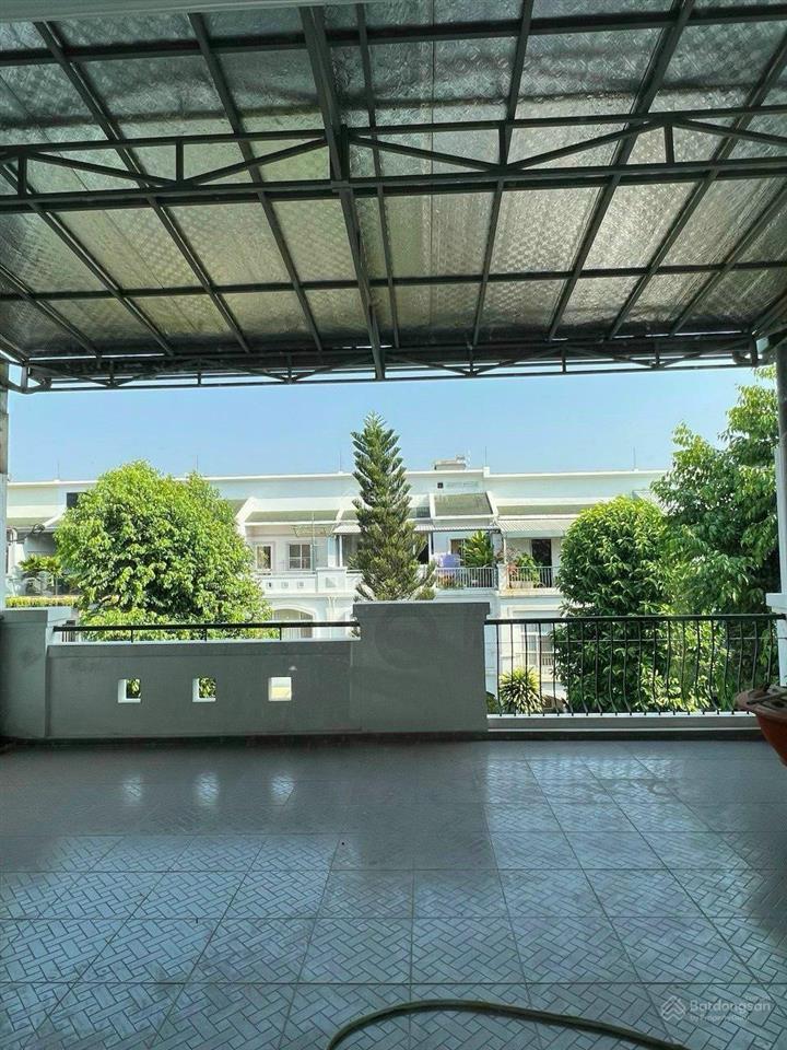 Cần bán villa hưng thái, phú mỹ hưng, 7x18m, giá 35 tỷ  0938 602 *** nhân