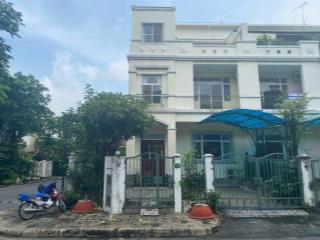 Villa góc hưng thái, phú mỹ hưng, 9.5x18m, 49.5 tỷ 0938 602 *** nhân