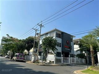Biệt thự góc mỹ kim, phú mỹ hưng, q.7. dt 320m2, bán 128 tỷ 0938 602 *** nhân