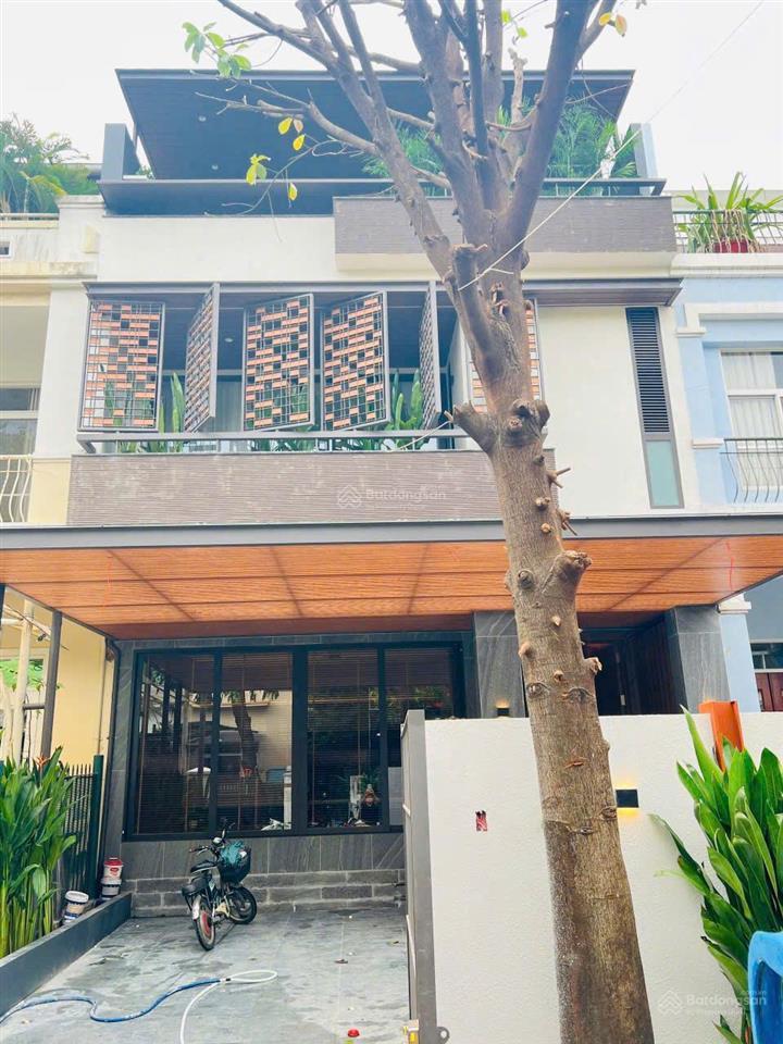 Biệt thự hưng thái, phú mỹ hưng, 7x18m, giá 36 tỷ xem nhà 0938 602 *** nhân
