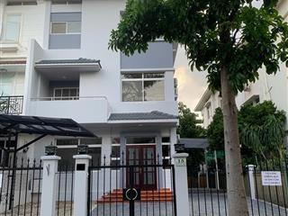 Cho thuê biệt thự mỹ quang, phú mỹ hưng, giá 68 triệu  093862838 nhân